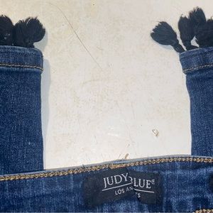 Judy Blue Skinny Fit Jean size 9/29 with pompom on leg